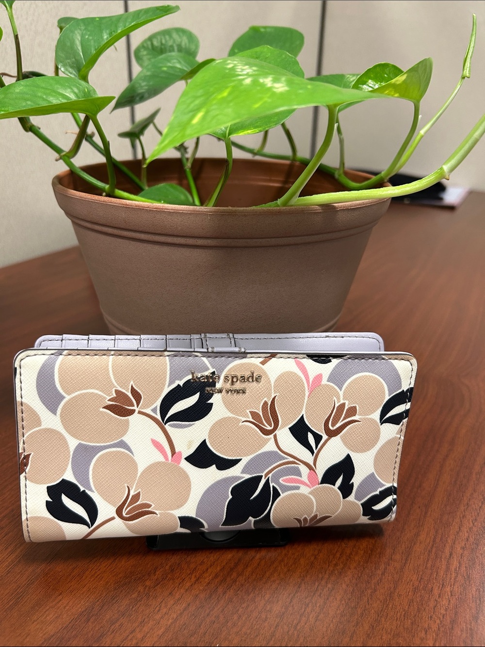 kate spade Floral Print Bi-fold Continental Wallet in Beige, Black & Pink